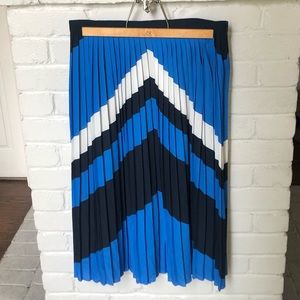 Banana Republic Pleated Skirt